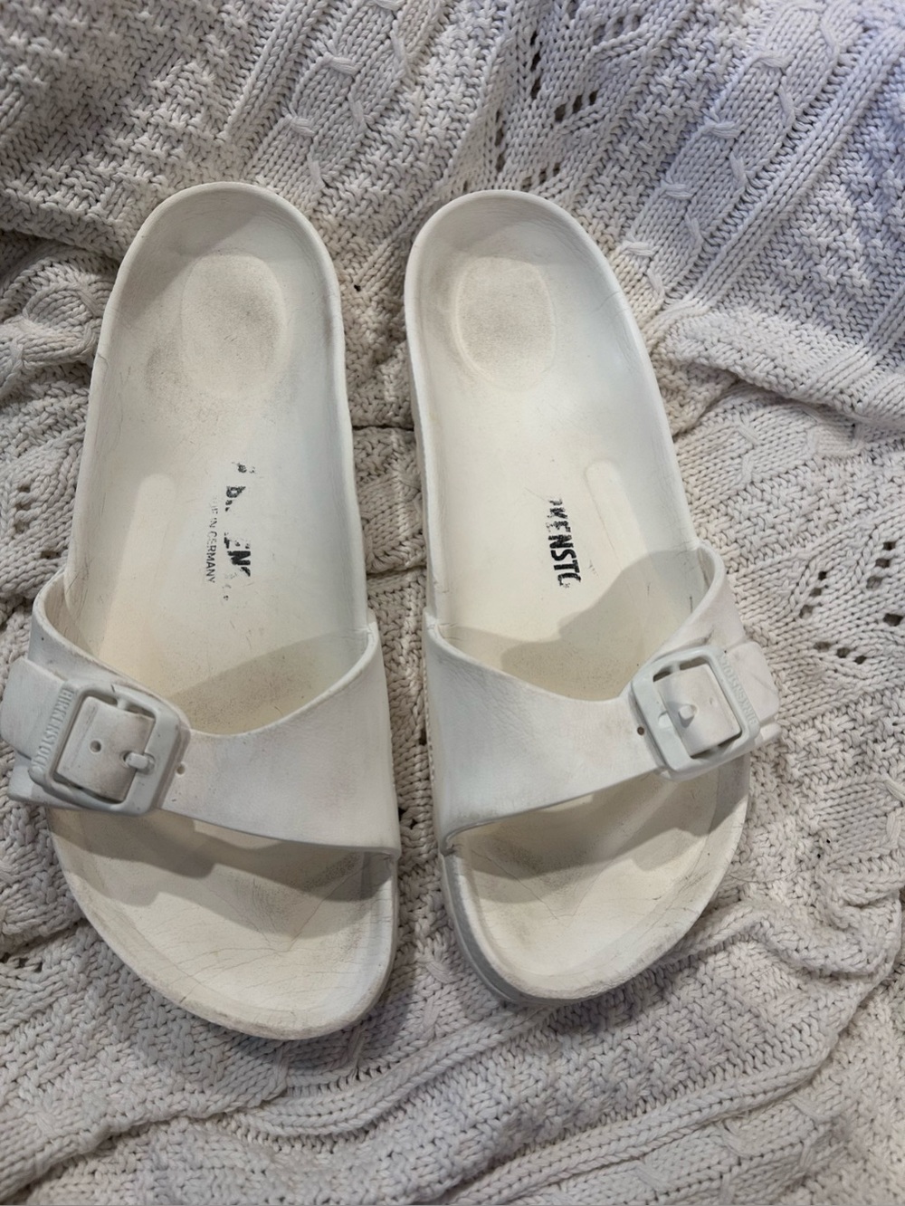 White Birkenstock Light Weight Single-Strap Buckle Slide